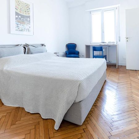 Milan Flat 5 Min From Duomo With Park For Small Cars Apartment Exterior foto