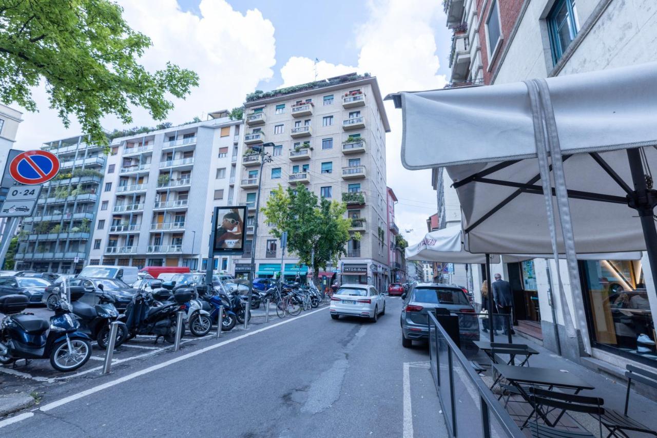 Milan Flat 5 Min From Duomo With Park For Small Cars Apartment Exterior foto